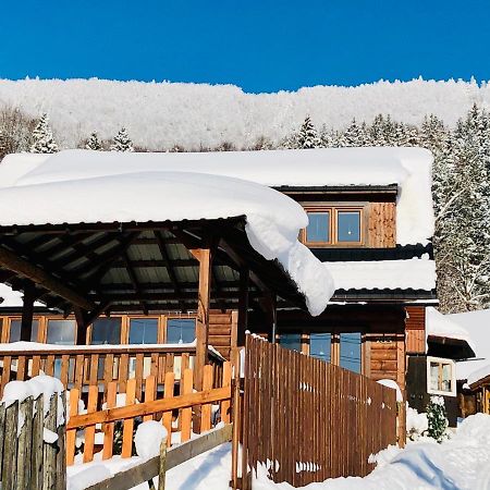 Viktoria- Neakceptujeme Mlade Partie Villa Terchová Exterior foto