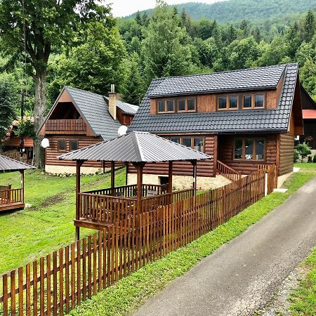 Viktoria- Neakceptujeme Mlade Partie Villa Terchová Exterior foto